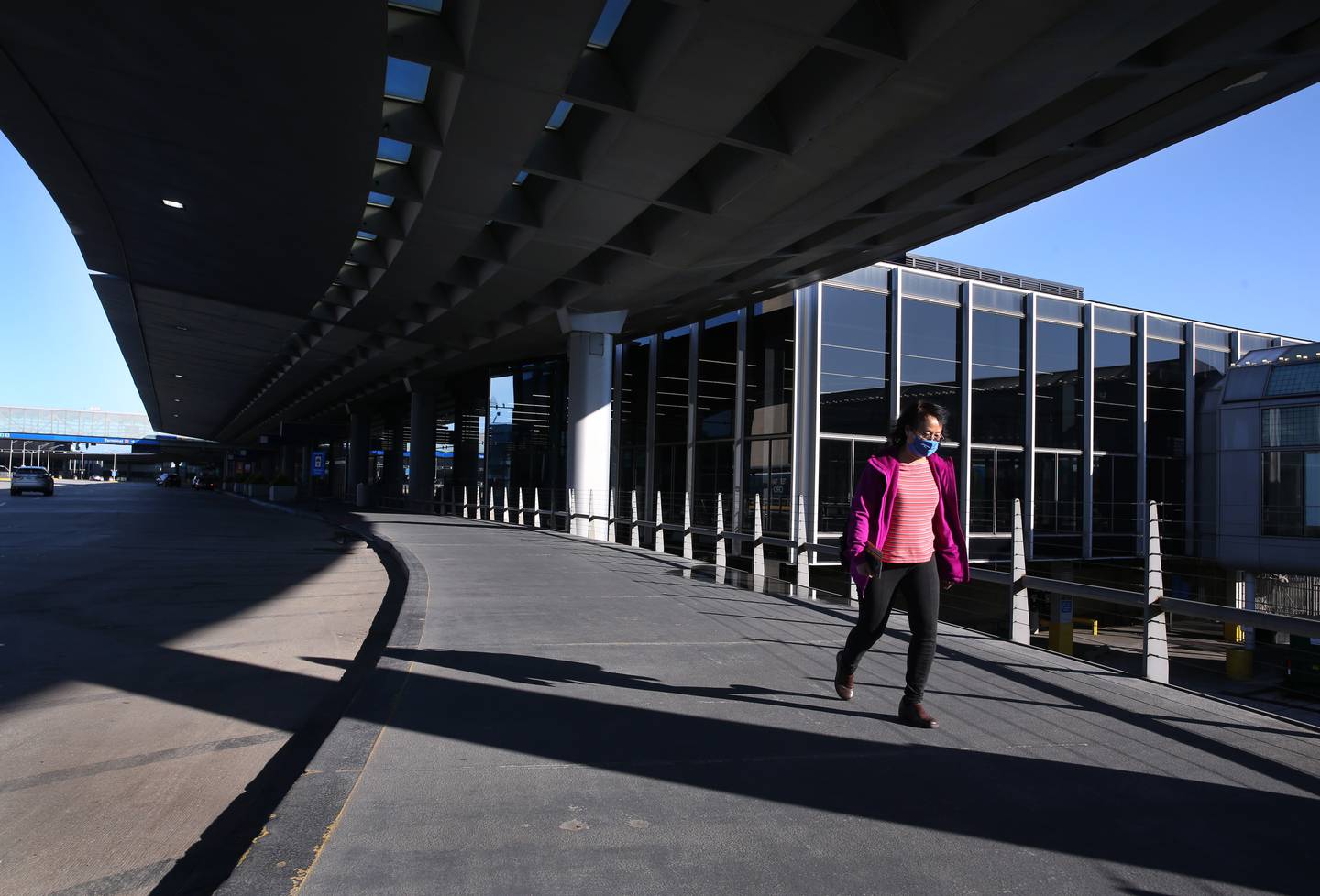 Construction workers at a job site, emphasizing teamwork and safety.